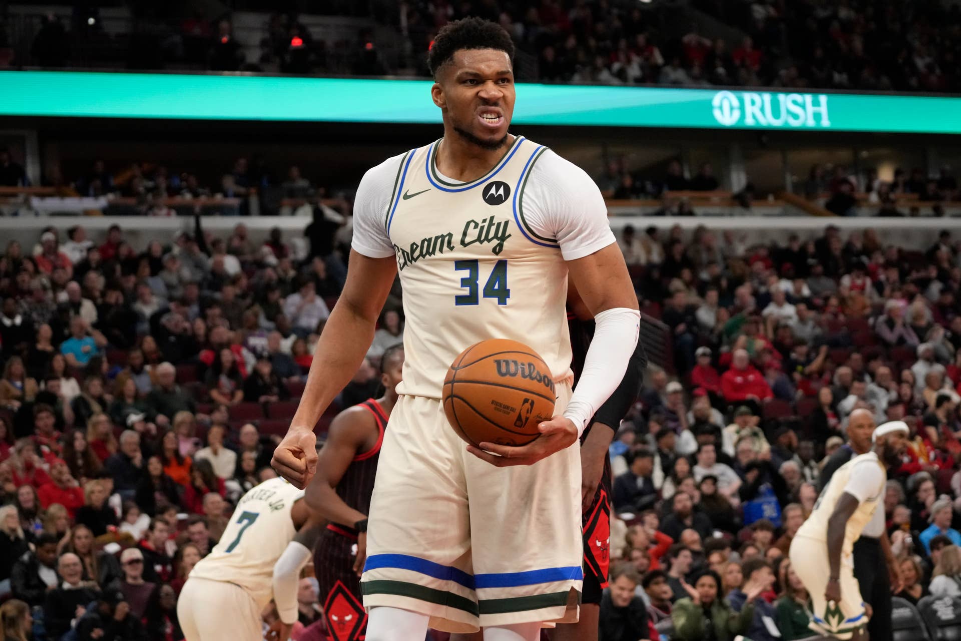 Giannis Antetokounmpo's Preferred Teams Revealed - Lindy's Sports