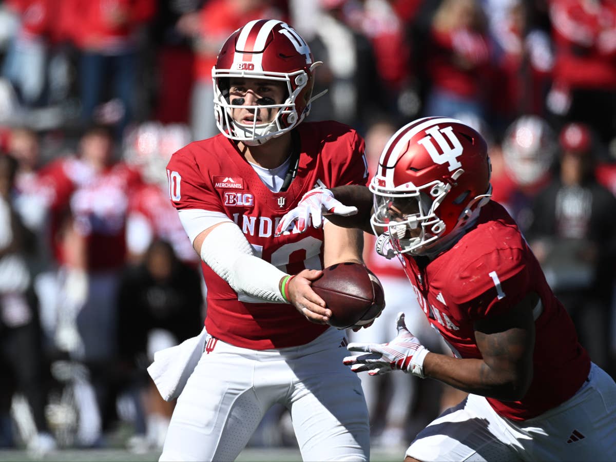 Josh Hoover, Indiana Hoosiers aren't real contenders despite win over  Michigan - Lindy's Sports