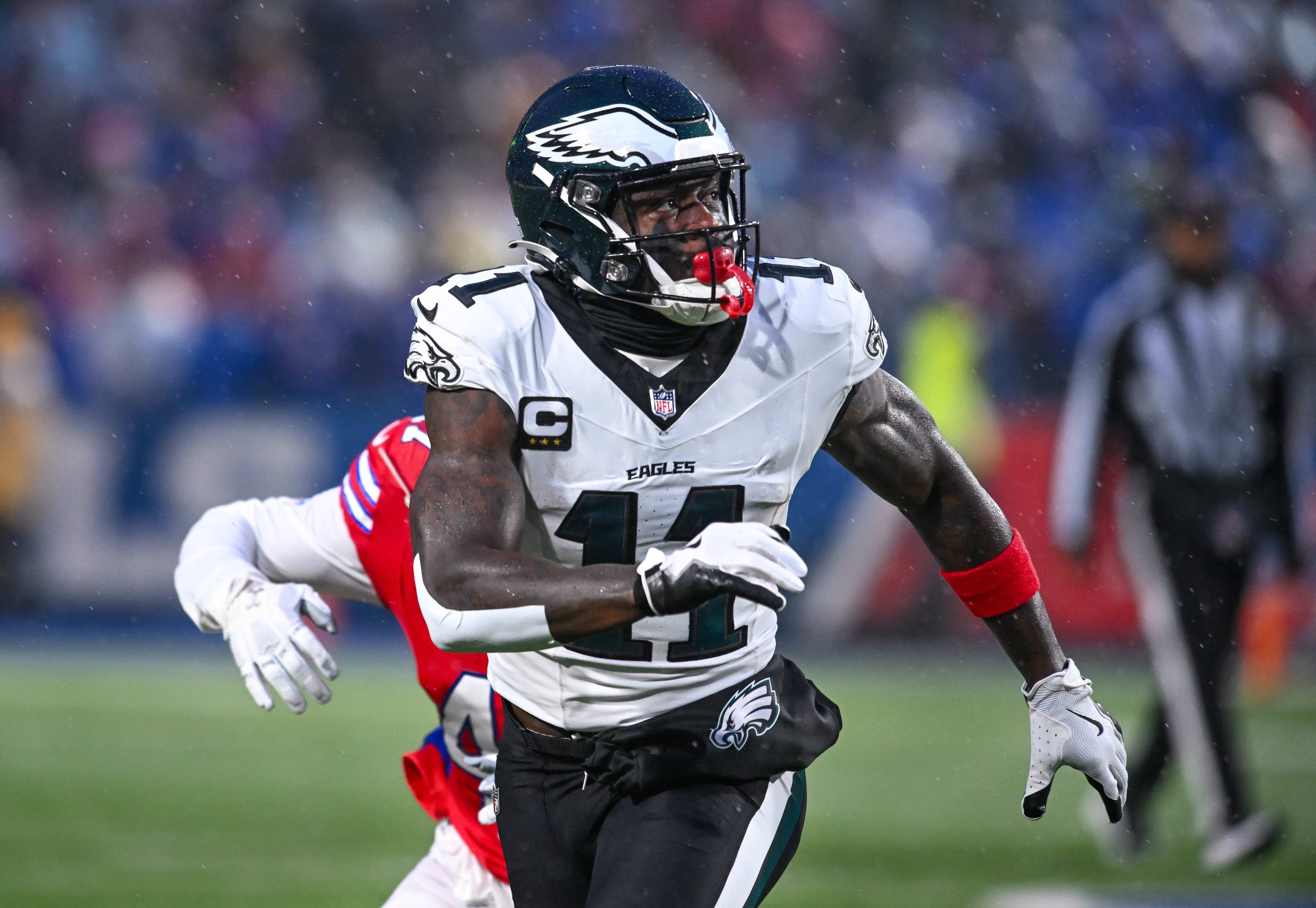 Potential Patriots Offer for Eagles WR A.J. Brown Revealed - Lindys Sports
