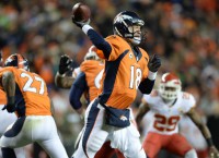 Manning, Broncos hand Chiefs first loss