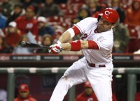 First baseman Votto returns to Reds