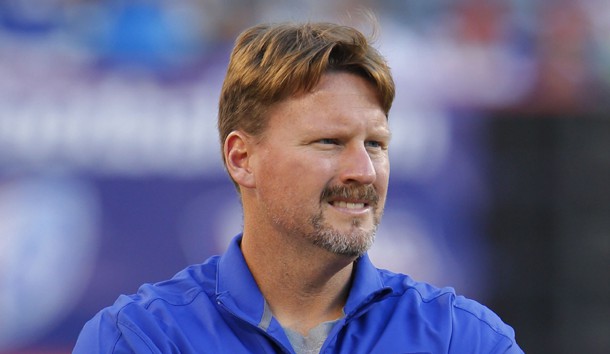 Aug 22, 2015; East Rutherford, NJ, USA; New York Giants offensive coordinator Bob McAdoo during first half at MetLife Stadium. Mandatory Credit: Noah K. Murray-USA TODAY Sports