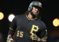 Nationals acquire 1B Bell from Pirates