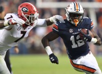 Auburn WR Stove reportedly tears ACL in spring