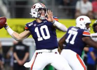 No. 8 Auburn opens SEC play at No. 17 Texas A&M