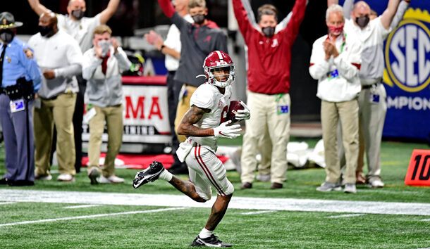 Alabama's DeVonta Smith becomes 1st WR to win Heisman in 29 years