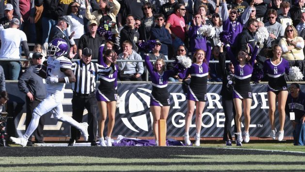 Himon’s Overtime Touchdown Saves Northwestern Win