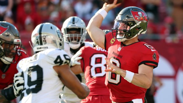 Buccaneers Fight Off Raiders; Lead NFC South