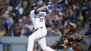Dodgers are a hit to open season; Giants sputtering