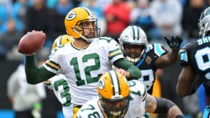 Packers QB Rodgers day-to-day