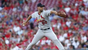 Giants look to bounce back vs. Cards, Wainwright