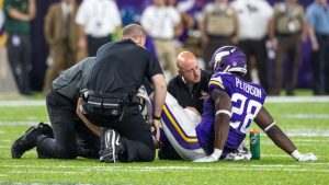 Hamstring injury slows Vikings’ Peterson
