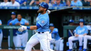 Royals hope to get Gordon back vs. Rangers