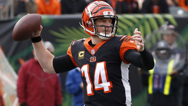 Nov 25, 2018; Cincinnati, OH, USA; Cincinnati Bengals quarterback Andy Dalton (14) throws against the Cleveland Browns during the first half at Paul Brown Stadium. Photo Credit: David Kohl-USA TODAY Sports