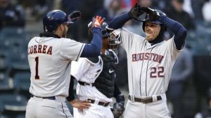 Astros seek emphatic sweep of White Sox