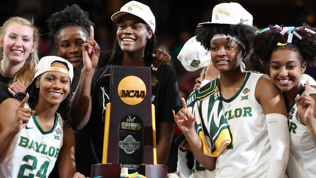 Apr 7, 2019; Tampa, FL, USA; Baylor Lady Bears guard Chloe Jackson (24), forward Lauren Cox (15), center Kalani Brown (21), guard DiDi Richards (2) and teammates celebrate after defeating Notre Dame Fighting Irish to win the championship game of the women's Final Four of the 2019 NCAA Tournament at Amalie Arena. Photo Credit: Kim Klement-USA TODAY Sports