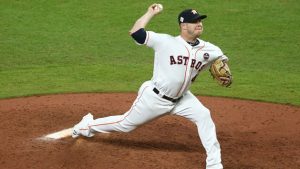 Astros take command early, lead Series 2-1