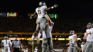 The Sky’s the limit! Oregon dominates Sun Devils