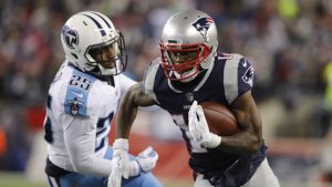 NFL Notes: Rams acquire WR Cooks from Patriots