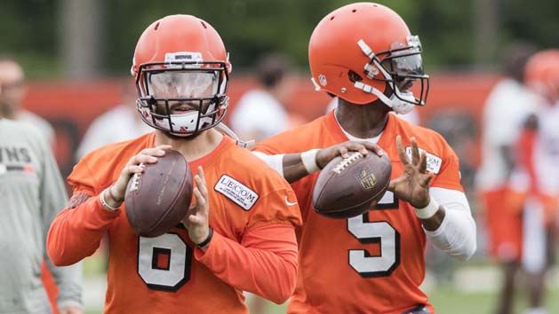 Jun 12, 2018; Berea, OH, USA; Cleveland Browns quarterback Baker Mayfield (6) and quarterback Tyrod Taylor (5) throw passes during minicamp at the Cleveland Browns training facility. Photo Credit: Ken Blaze-USA TODAY Sports