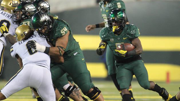 NCAA Football: UCLA at Oregon