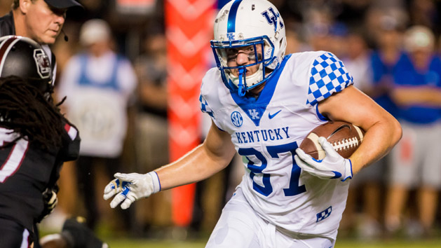 Sep 16, 2017; Columbia, SC, USA; Kentucky Wildcats tight end C.J. Conrad (87) runs after a catch against the South Carolina Gamecocks in the second quarter at Williams-Brice Stadium. Photo Credit: Jeff Blake-USA TODAY Sports