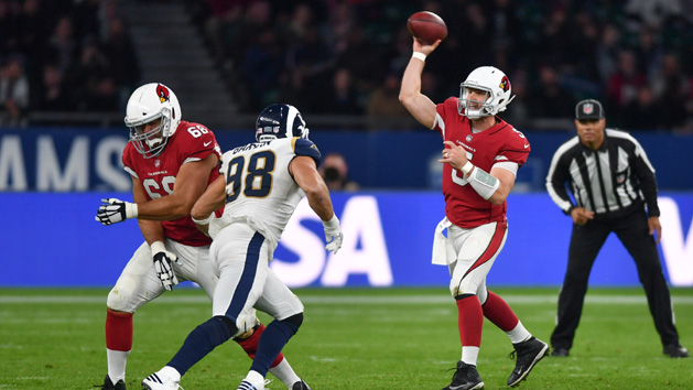Jul 22, 2017; Glendale, AZ, USA; Arizona Cardinals quarterback Carson Palmer (3) drops back to pass during the opening day of training camp at University of Phoenix Stadium. Photo Credit: Rob Schumacher/azcentral sports via USA TODAY NETWORK