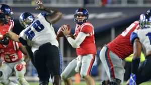 With Kelly in control, Ole Miss handles Memphis