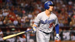 Dodgers hand D-backs’ Greinke first home loss