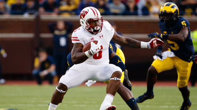 Oct 1, 2016; Ann Arbor, MI, USA; Wisconsin Badgers running back Corey Clement (6) rushes in the second half against the Michigan Wolverines at Michigan Stadium. Michigan won 14-7. Photo Credit: Rick Osentoski-USA TODAY Sports
