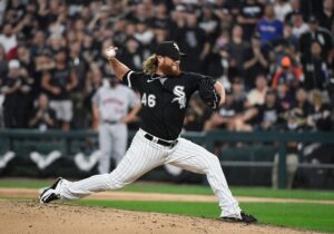 White Sox pick up Craig Kimbrel’s $16M option