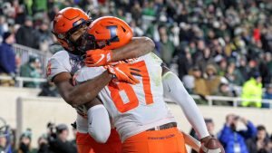Barker’s Catch Gives Illini Its Biggest Comeback Ever