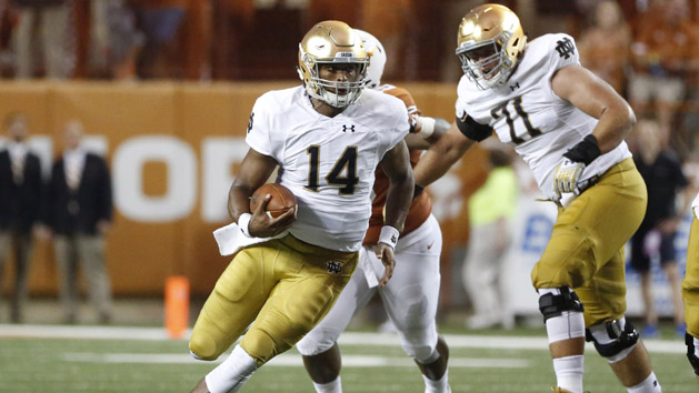 Sep 4, 2016; Austin, TX, USA; Notre Dame Fighting Irish quarterback DeShone Kizer (14) runs the ball against the Texas Longhorns at Darrell K Royal-Texas Memorial Stadium. Photo Credit: Soobum Im-USA TODAY Sports
