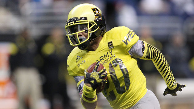 Jan 3, 2015; San Antonio, TX, USA; West running back Derrius Guice (20) scores a touchdown against the East during the U.S. Army All-American Bowl at the Alamodome. Guice was the game offensive MVP. West beat East 39-36. (Erich Schlegel-USA TODAY Sports)