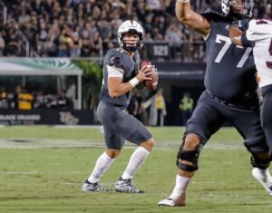 UCF QB Dillon Gabriel transferring to UCLA