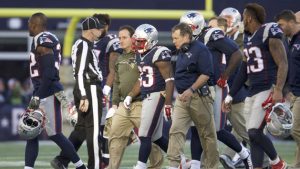 NFL Notebook: Pats’ Lewis needs knee surgery again