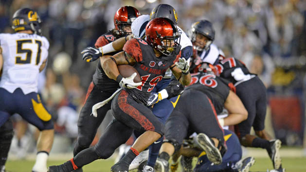 Sep 10, 2016; San Diego, CA, USA; San Diego State Aztecs running back Donnel Pumphrey (19) runs the ball against the California Golden Bears during the third quarter at Qualcomm Stadium. Photo Credit: Jake Roth-USA TODAY Sports