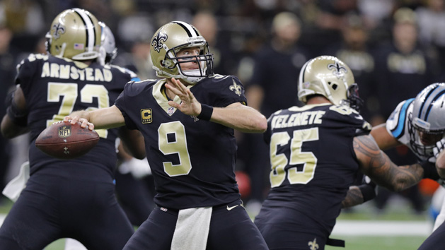 Jan 7, 2018; New Orleans, LA, USA; New Orleans Saints quarterback Drew Brees (9) drops back to pass against the Carolina Panthers during the third quarter in the NFC Wild Card playoff football game at Mercedes-Benz Superdome. Photo Credit: Stephen Lew-USA TODAY Sports