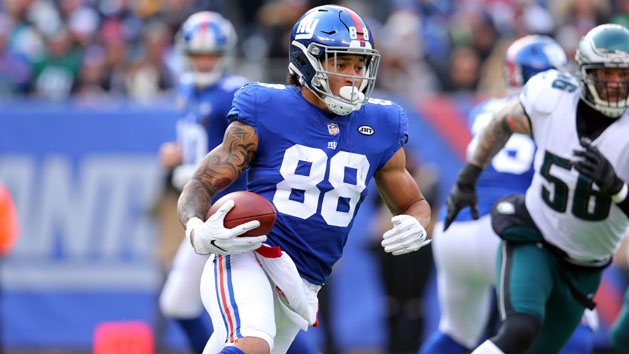 Dec 17, 2017; East Rutherford, NJ, USA; New York Giants tight end Evan Engram (88) runs the ball against the Philadelphia Eagles during the second quarter at MetLife Stadium. Photo Credit: Brad Penner-USA TODAY Sports