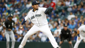 Orioles sign Felix Hernandez to minor league deal