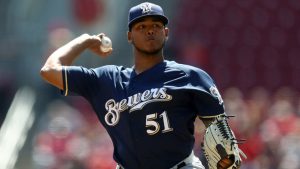 Brewers RHP Peralta gets 5-year, $15.5M deal