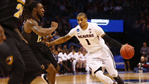 Mar 18, 2016; Oklahoma City, OK, USA; Oregon State Beavers guard Gary Payton II (1) drives against Virginia Commonwealth Rams forward Mo Alie-Cox (12) in the first half during the first round of the 2016 NCAA Tournament at Chesapeake Energy Arena. Photo Credit: Kevin Jairaj-USA TODAY Sports