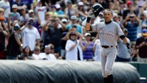 Suzuki records 3,000th hit as Marlins beat Rockies