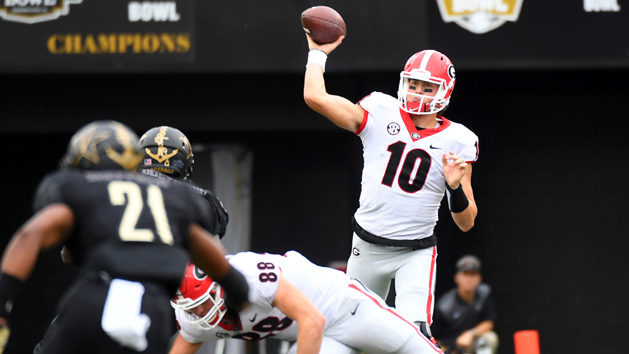 Oct 7, 2017; Nashville, TN, USA; Georgia Bulldogs quarterback Jacob Eason (10) attempts a pass during the second half against the Vanderbilt Commodores at Vanderbilt Stadium. Photo Credit: Christopher Hanewinckel-USA TODAY Sports