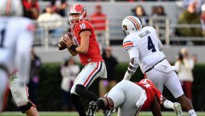 Georgia names Eason starting QB