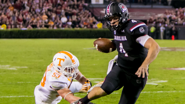 Oct 29, 2016; Columbia, SC, USA; South Carolina Gamecocks quarterback Jake Bentley (4) is brought down after scrambling by Tennessee Volunteers linebacker Colton Jumper (53) in the second half at Williams-Brice Stadium. Photo Credit: Jeff Blake-USA TODAY Sports