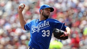 Rays deal Shields to Royals in 7-player trade