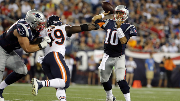 Aug 18, 2016; Foxborough, MA, USA; New England Patriots quarterback Jimmy Garoppolo (10) throws a pass for a two point conversion against the Chicago Bears in the second quarter at Gillette Stadium. Photo Credit: David Butler II-USA TODAY Sports