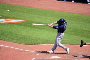 Rays trade All-Star Joey Wendle to Marlins