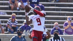 Adams’ Last-Minute Catch Ruins K-State’s Opener